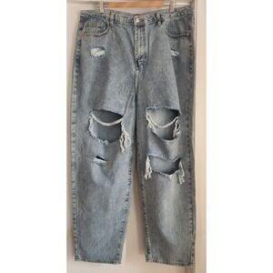 NWT PRETTYLITTLETHING PLUS‎ Light Wash Distressed Ripped Wide Leg Jeans Size 16